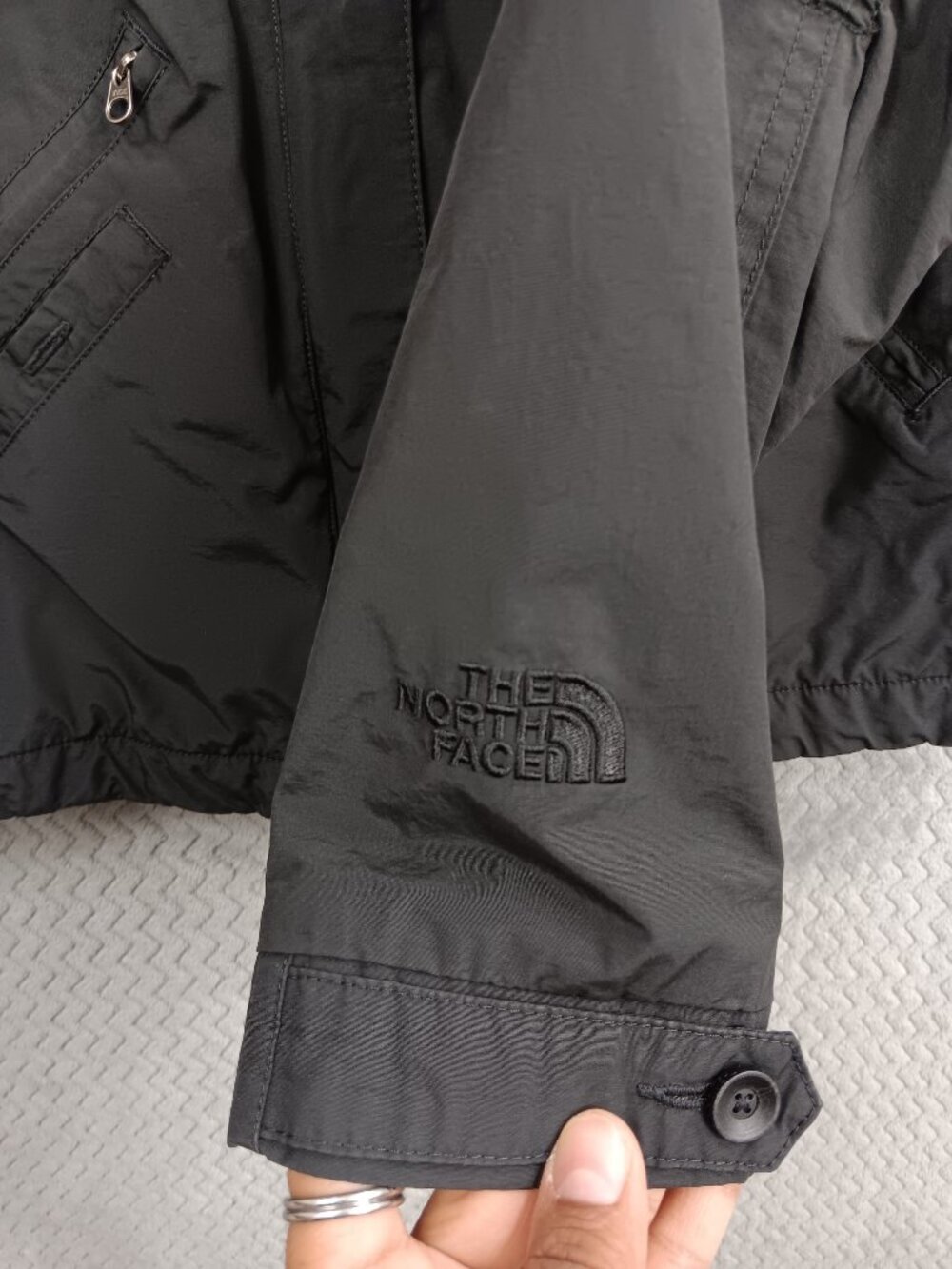 THE NORTH FACE Women's Jacket Black Size L Full Zip Hiking Outdoor Windbreaker - Picture 6 of 11